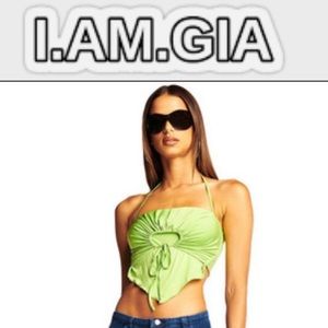 New💕 I AM GIA KALEIA TOP 💕